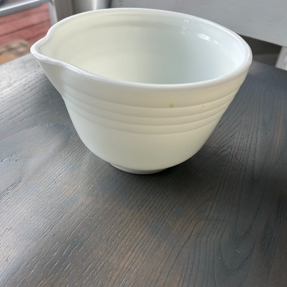 Vintage Small White Glass Footed Mixing Bowl with Pour Spout 6 Inches Across Top